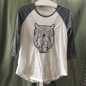 Cato 3/4 sleeve tshirt w/owl. Size Large